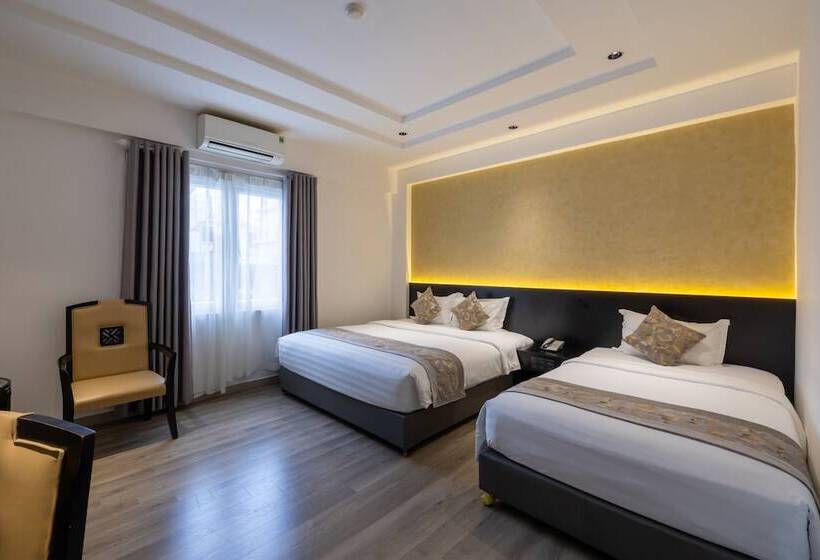 اتاق لوکس سه تخته, Rosaleen Boutique