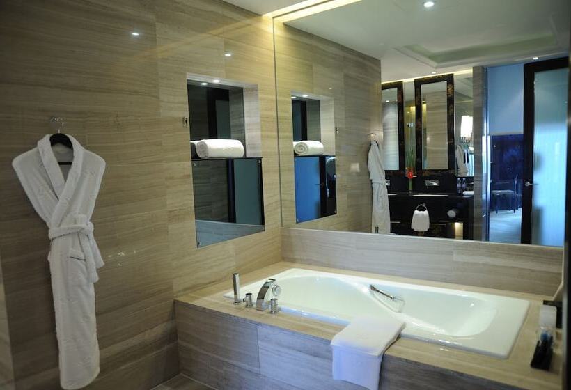 Teraslı Delüks oda, Shanghai Sheshan Oriental Handwritten Collection