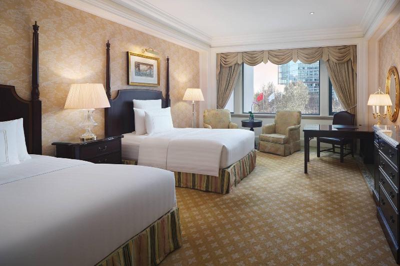 Номер Deluxe Вид на Сад, The Ritzcarlton, Beijing