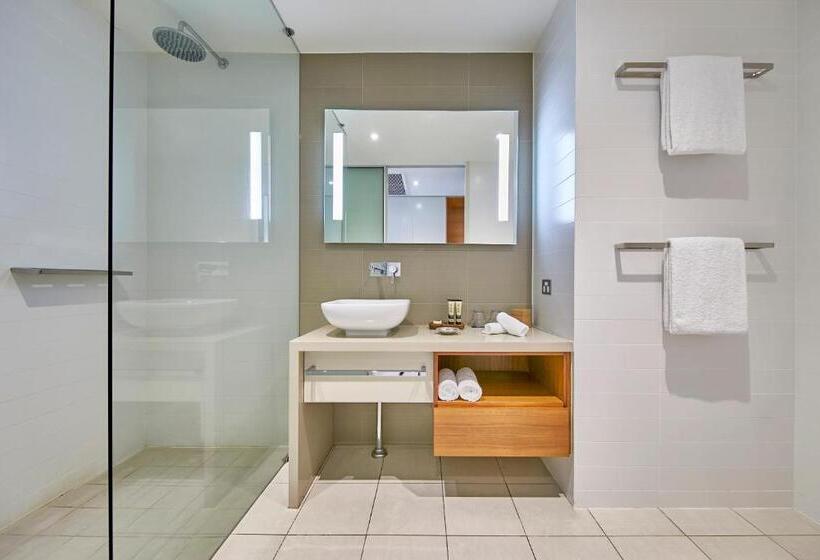 اتاق سوپریور با تخت بزرگ, The Sebel Mandurah