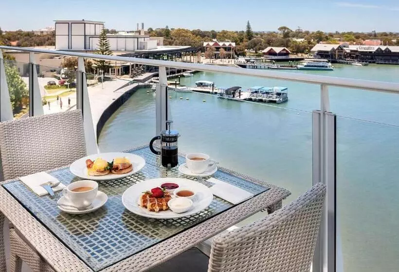 Superior-huone King-vuode, The Sebel Mandurah