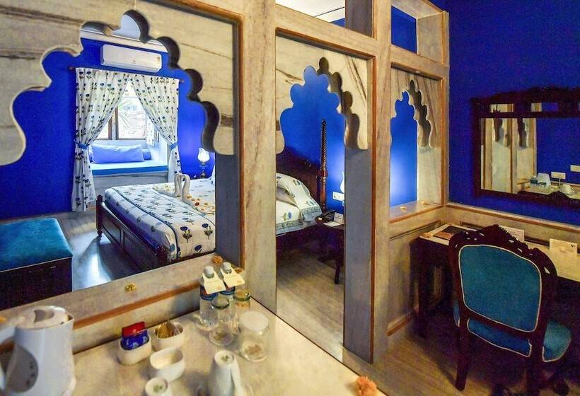 高级客房, Udai Kothi