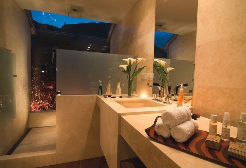 اتاق لوکس با تراس, Rio Sagrado, A Belmond Hotel, Sacred Valley