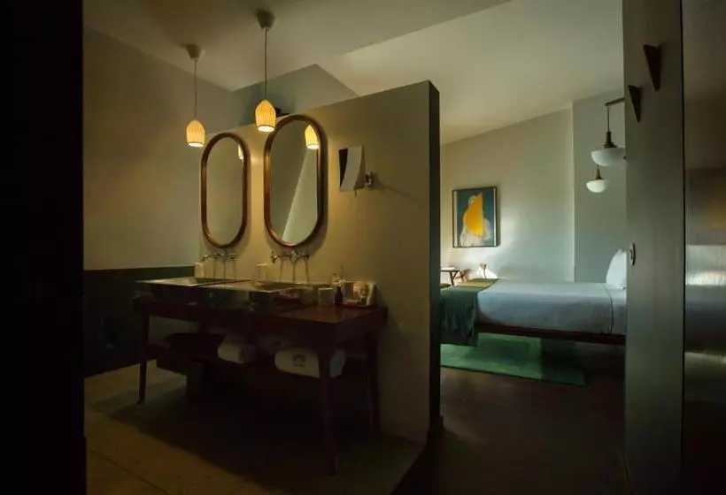 Suite, The Vintage Hotel & Spa Lisbon