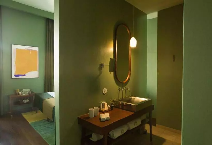 Quarto superior, The Vintage Hotel & Spa Lisbon