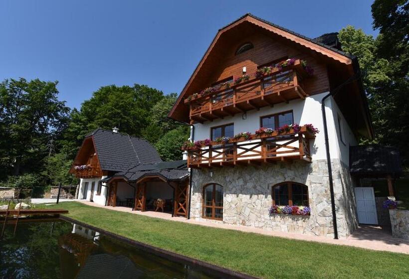 בית, חדר שינה 1, Chalupa Pod Bukom