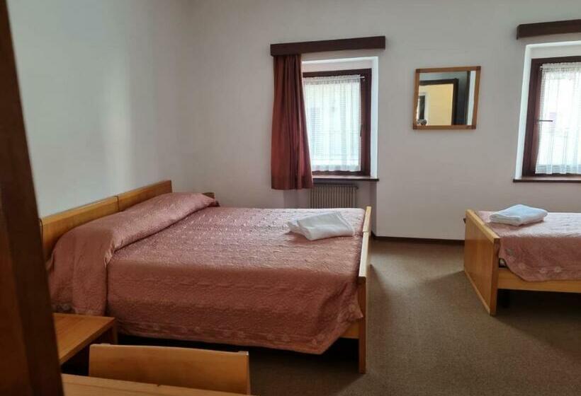 스탠다드 트리플 룸, Albergo Spina