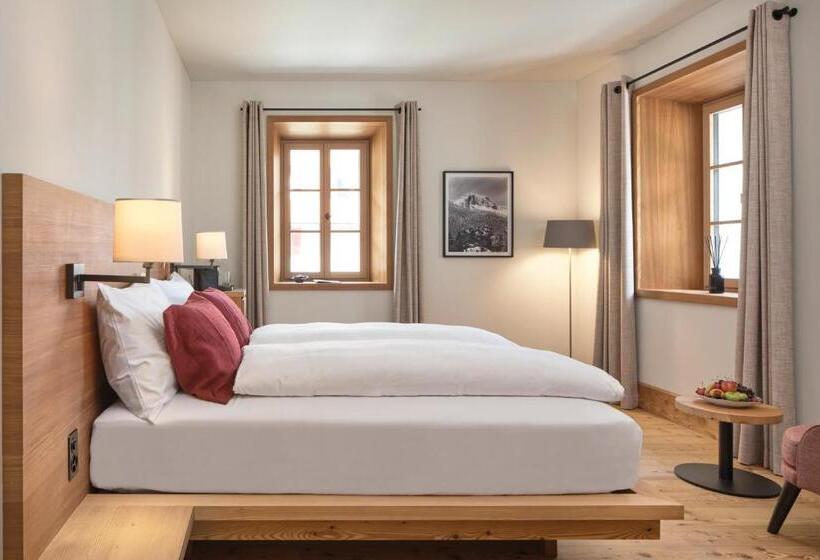 수피리어 룸, Post Andeer