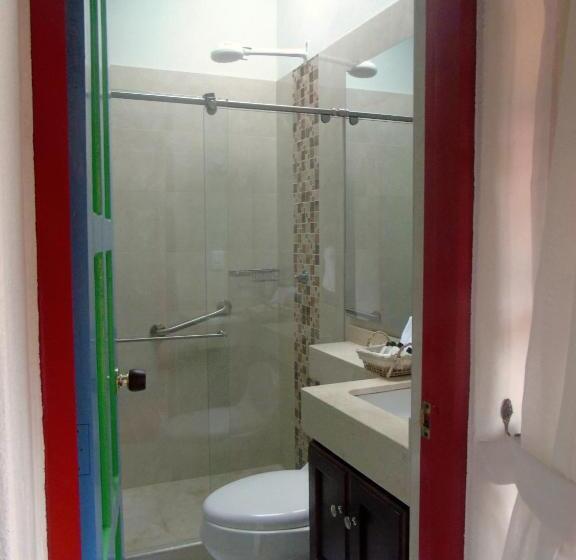 חדר משפחתי, Casona 1865