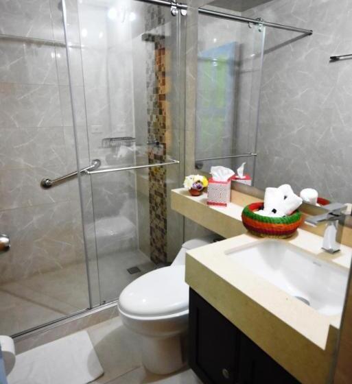 חדר קלאסי לארבעה, Casona 1865