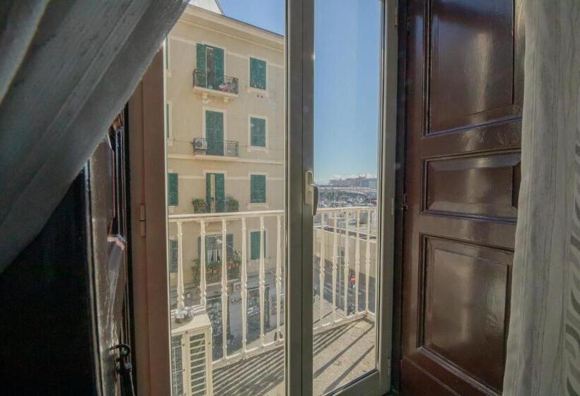 اتاق استاندارد با بالکن, Madison