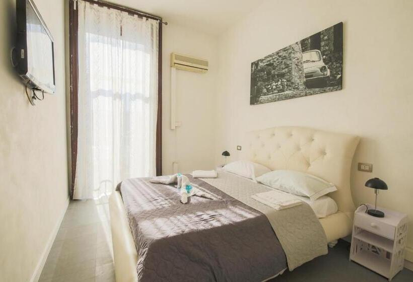 اتاق خانوادگی, Madison