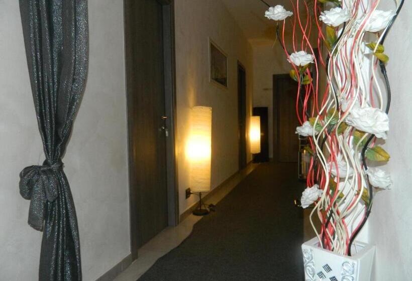 اتاق سوپریور, Madison