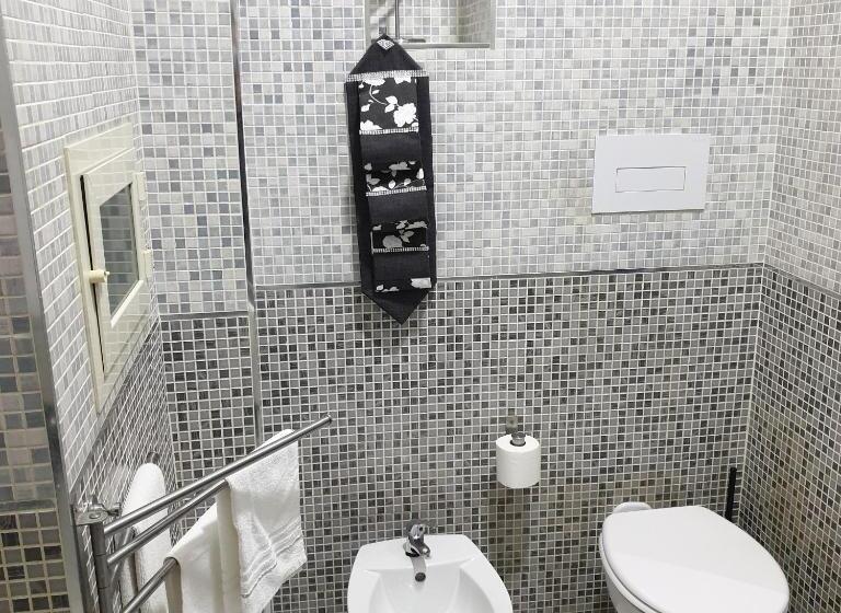 اتاق استاندارد سه نفره, Madison