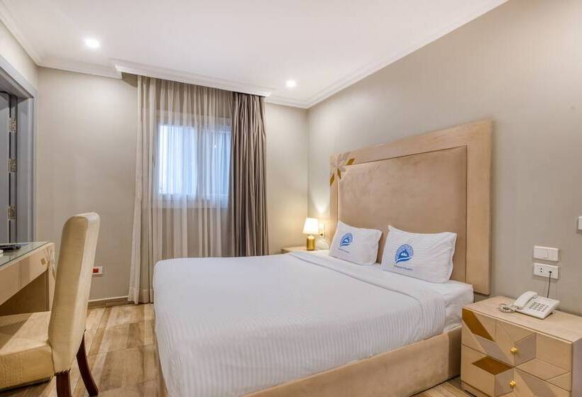 اتاق اکونومی, Mamlouk Pyramids