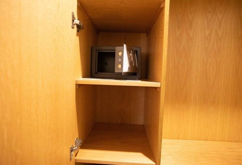 Economy Triple Room, Mamlouk Pyramids