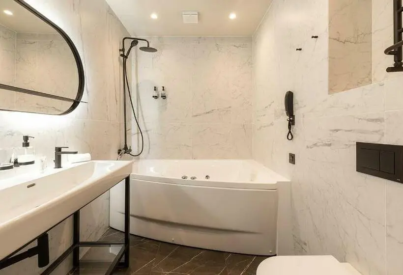 Suite cu Hidromasaj, Potocki Boutique