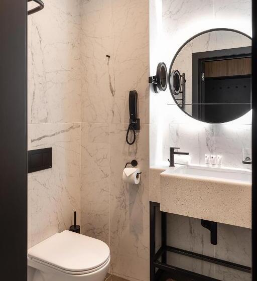 اتاق سوپریور با چشمانداز شهر, Potocki Boutique