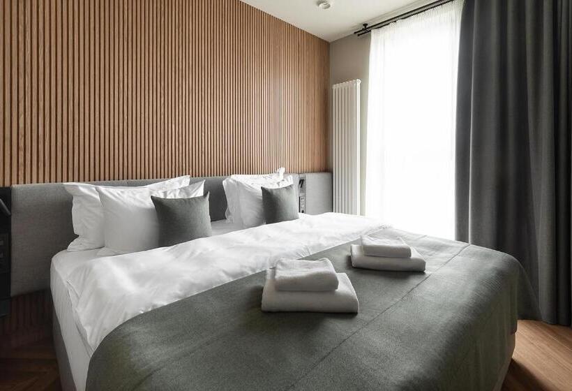 اتاق سوپریور با چشمانداز شهر, Potocki Boutique