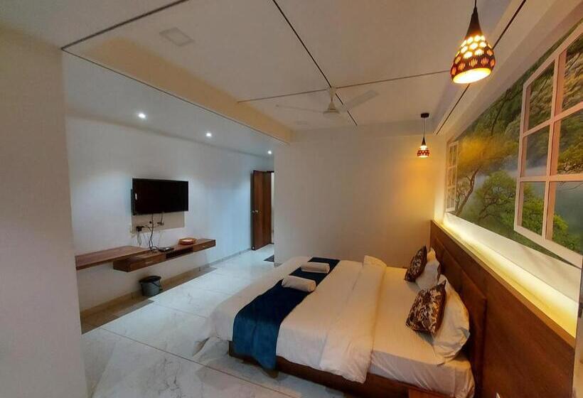 غرفة قياسية ثلاثية, The Grand Piano   Best Business Hotel In Patan