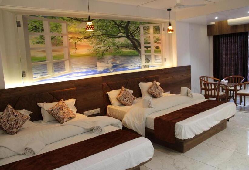 غرفة عائلية, The Grand Piano   Best Business Hotel In Patan