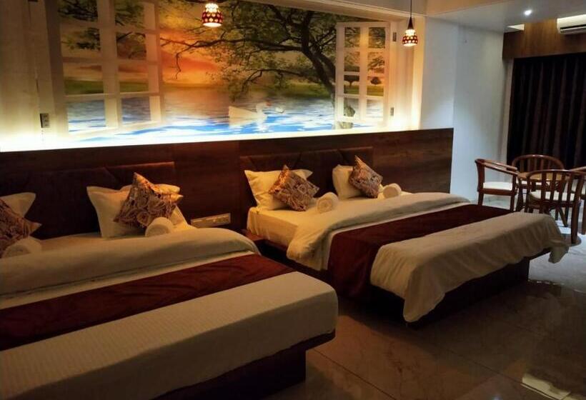 家庭间, The Grand Piano   Best Business Hotel In Patan