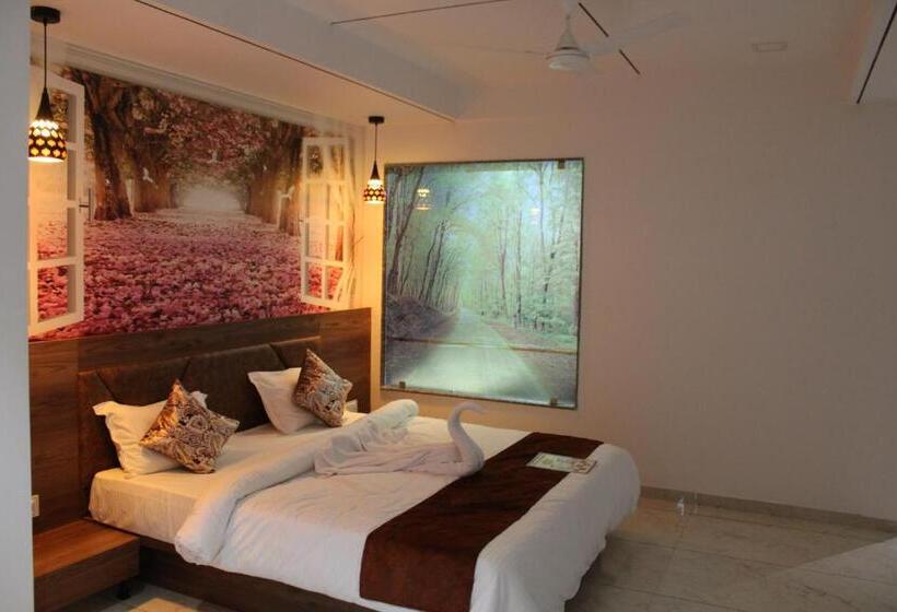 جناح سرير كينج, The Grand Piano   Best Business Hotel In Patan