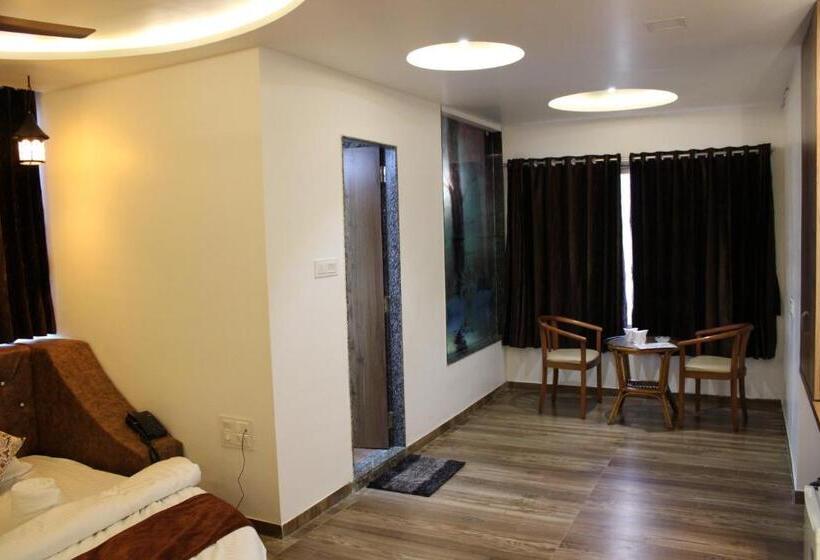套房, The Grand Piano   Best Business Hotel In Patan