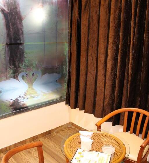 جناح, The Grand Piano   Best Business Hotel In Patan