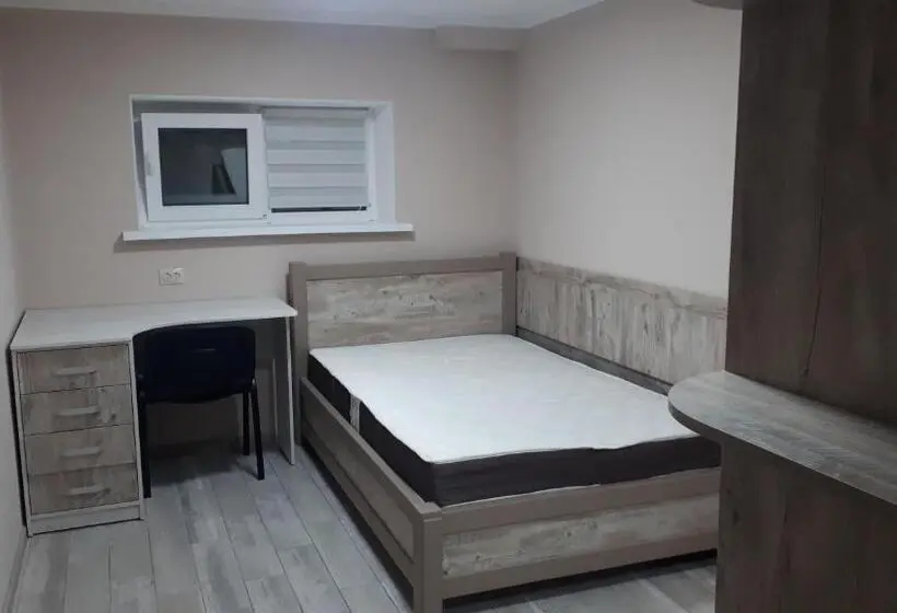 Standard-huone, окремі номери в гостьовому будинку типу Guest House