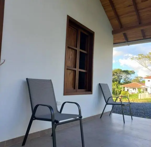 ３ベッドルームハウス, Villa Paulina