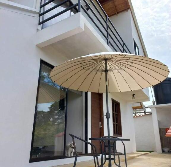 غرفة قياسية مطلّة علي الحديقة, Villa Paulina