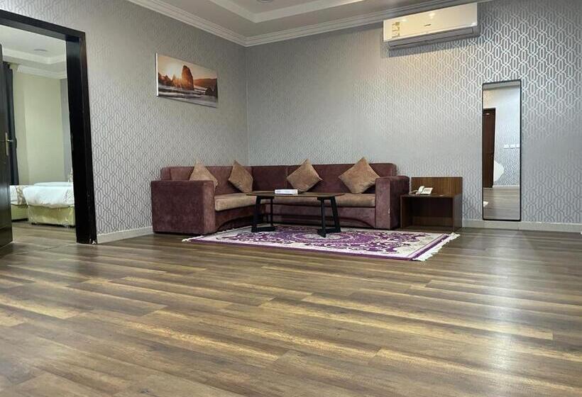 Люкс 2 Спальни, سكون سويت للشقق الفندقية