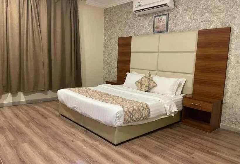 キングサイズベッドのスーペリアルーム, سكون سويت للشقق الفندقية
