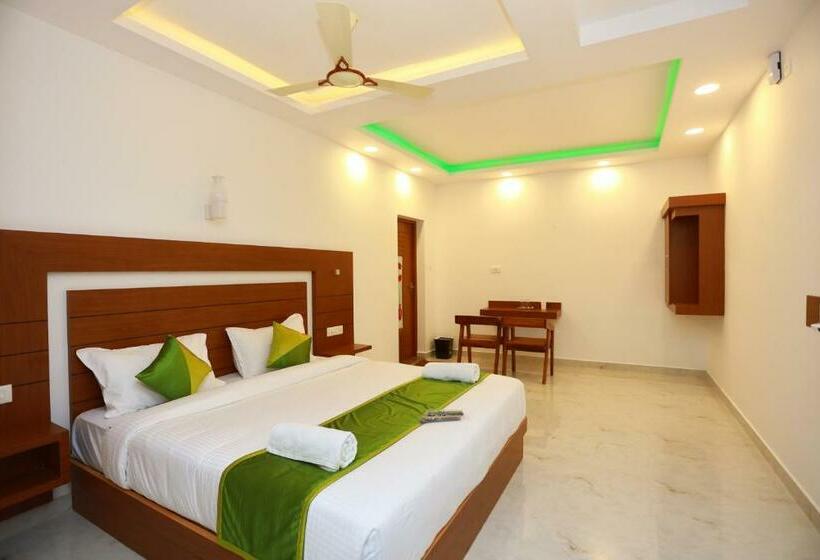 デラックスルーム, Candle Wood Munnar