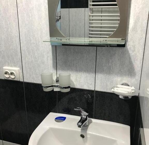 اتاق سوپریور سه تخته, Novoe Shale