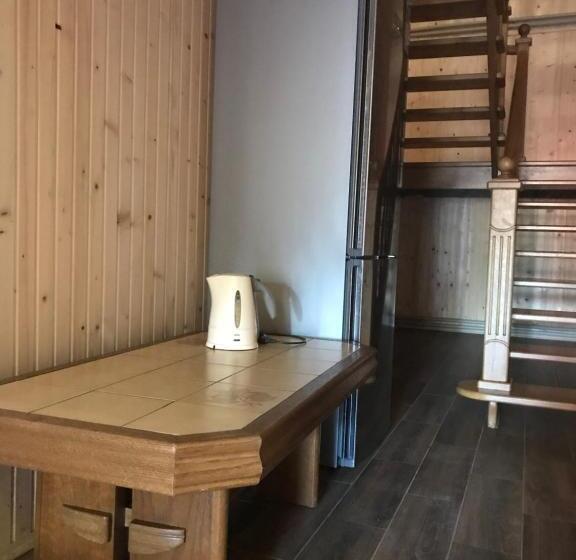 اتاق سوپریور چهار تخته, Novoe Shale