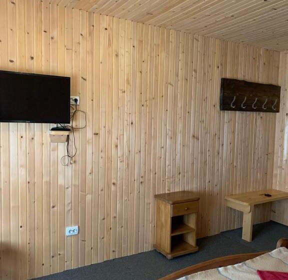 اتاق سوپریور سه تخته, Novoe Shale