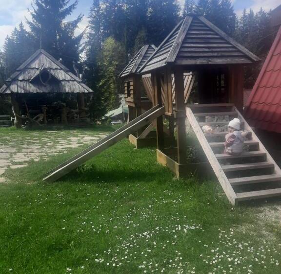 اتاق سوپریور چهار تخته, Novoe Shale