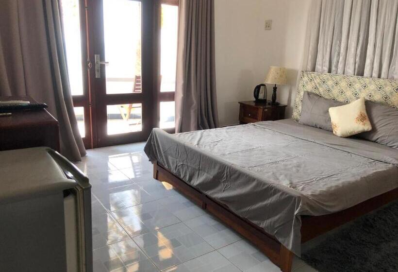 اتاق لوکس, Tulip Mui Ne