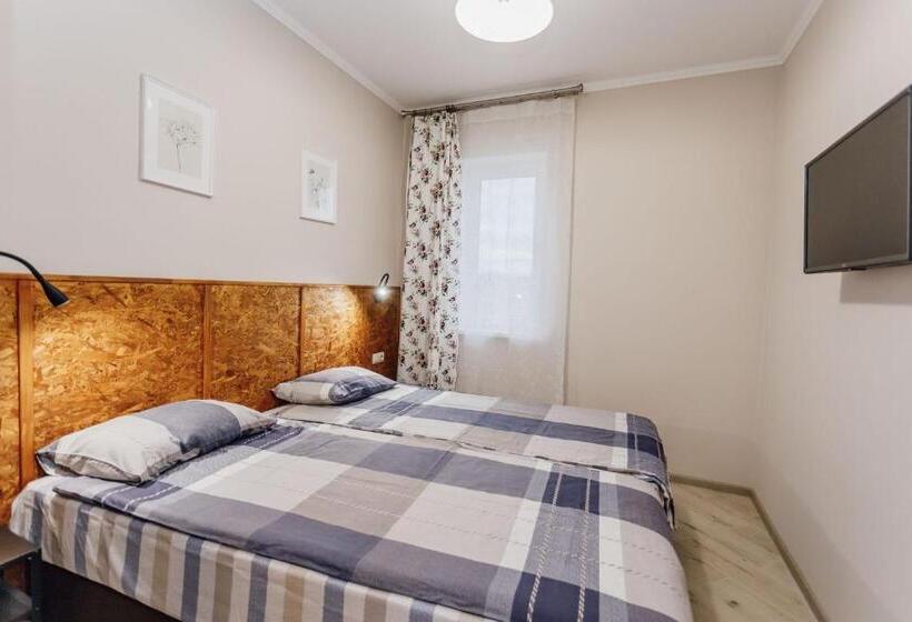 スタンダード4人部屋, Villa Grey House