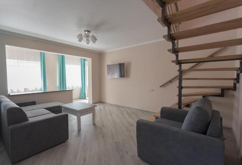 Апартаменты 1 Спальня, Villa Grey House