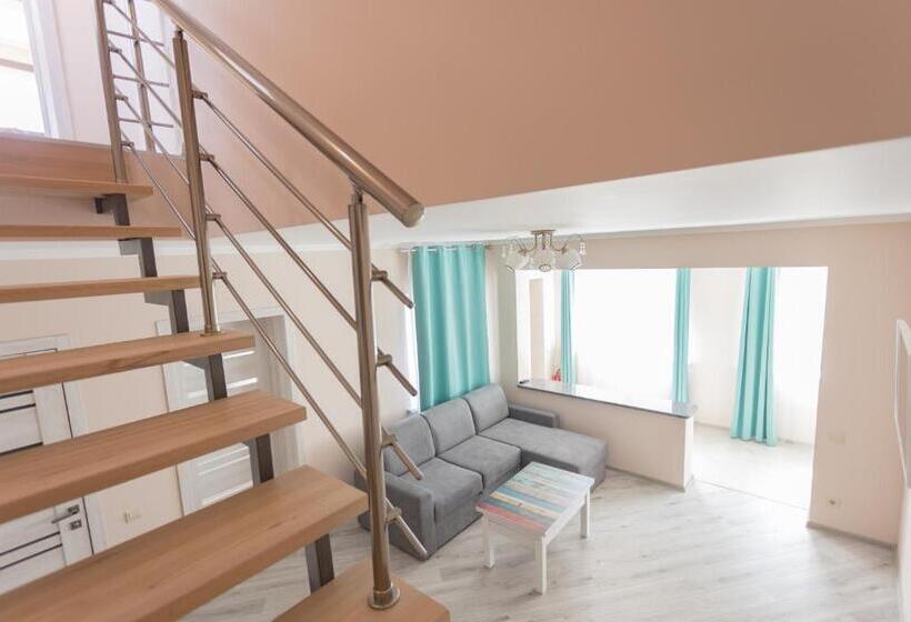 Апартаменты 1 Спальня, Villa Grey House