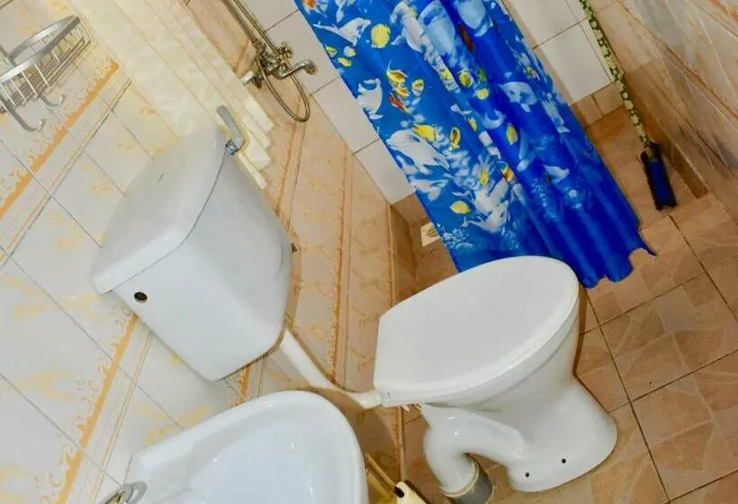 اتاق سوپریور, Sunset Hotel Entebbe