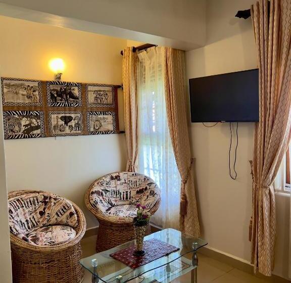 اتاق سوپریور, Sunset Hotel Entebbe