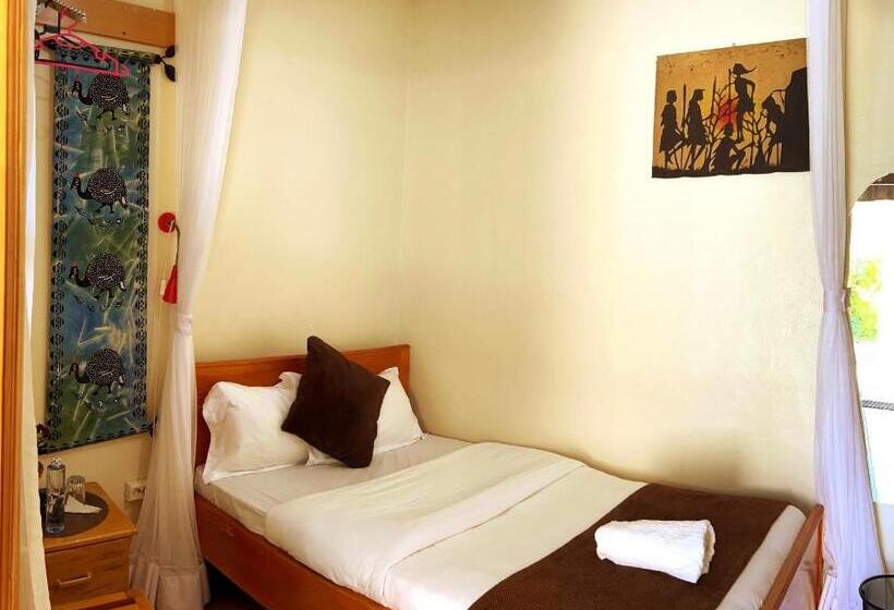 اتاق استاندارد یک نفره, Sunset Hotel Entebbe