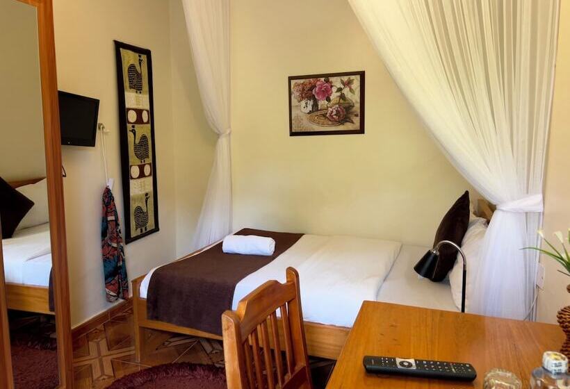 اتاق استاندارد یک نفره, Sunset Hotel Entebbe