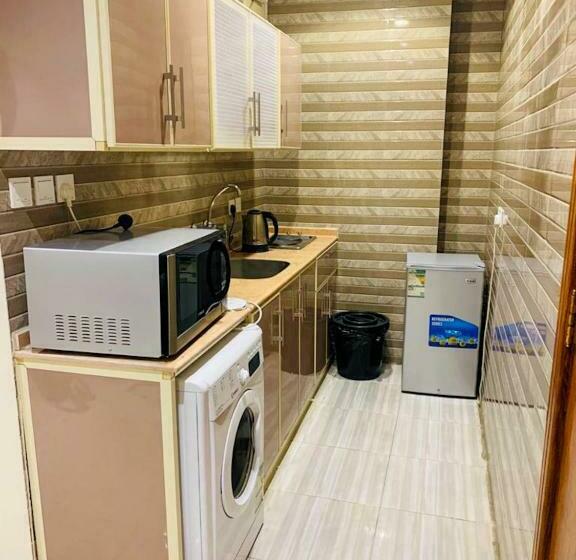 جناح مطل على المدينة, كترة Kutrh