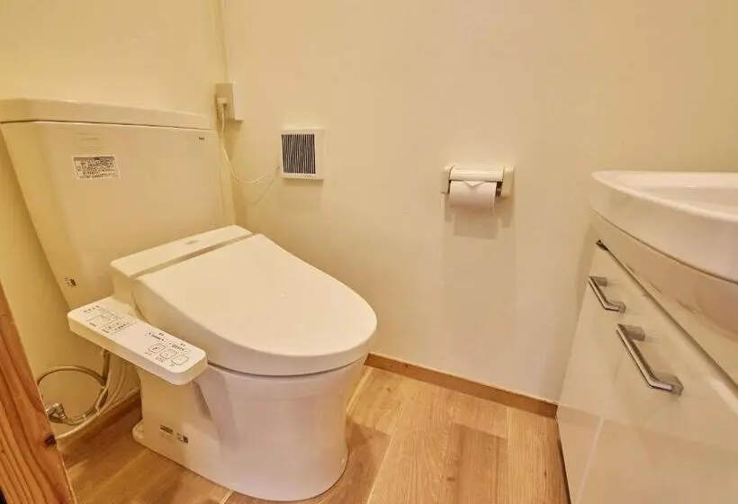 Huoneisto 1 Makuuhuone Parveke, Yukurina Resort Okinawa
