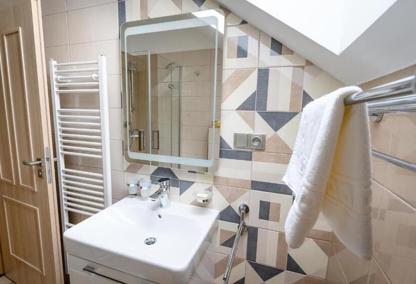 Номер Стандарт, Venclův Statek